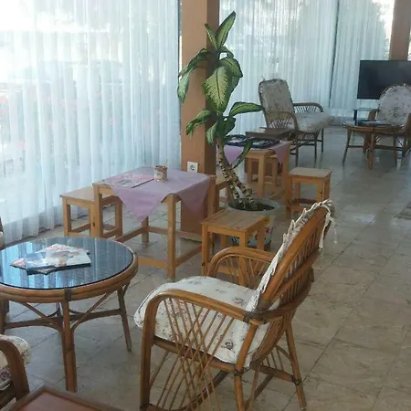 Hotel Sazak *